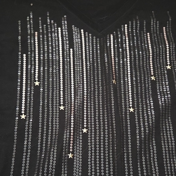 Aeropostale Black Short Sleeve Tee with Silver Accents - Picture 5 of 6